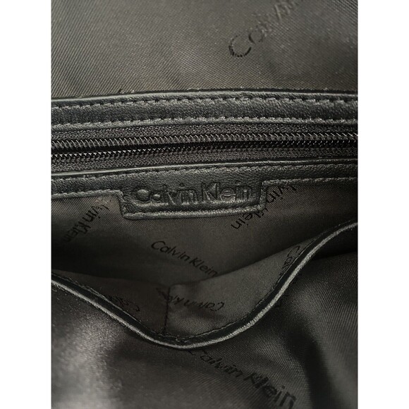 Calvin Klein Black Quilted Faux Leather Tote Handbag Gold Harware Pre Owned - Picture 8 of 9